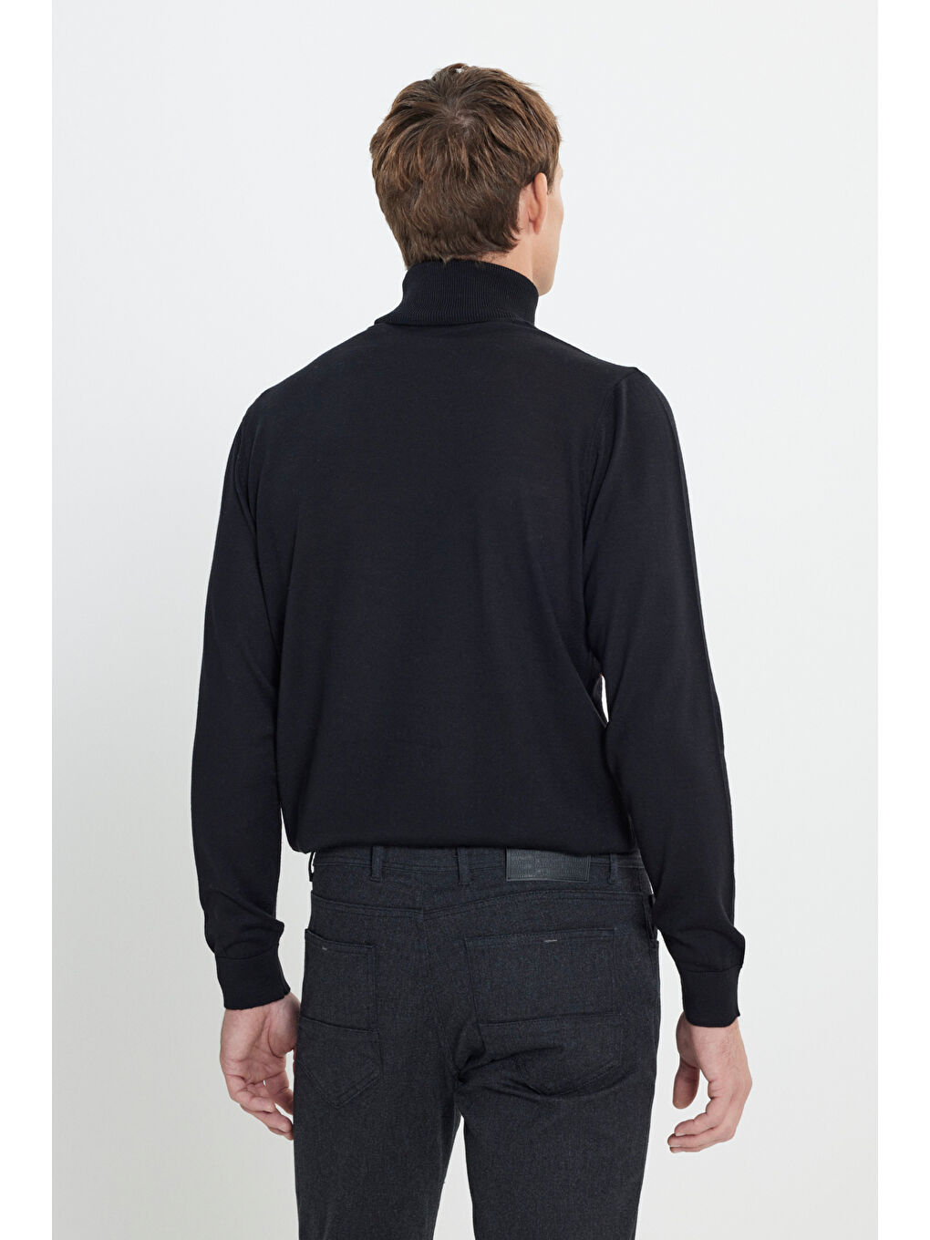 Erkek Siyah Standart Fit Normal Kesim Tam Balıkçı Yaka Triko Kazak-4