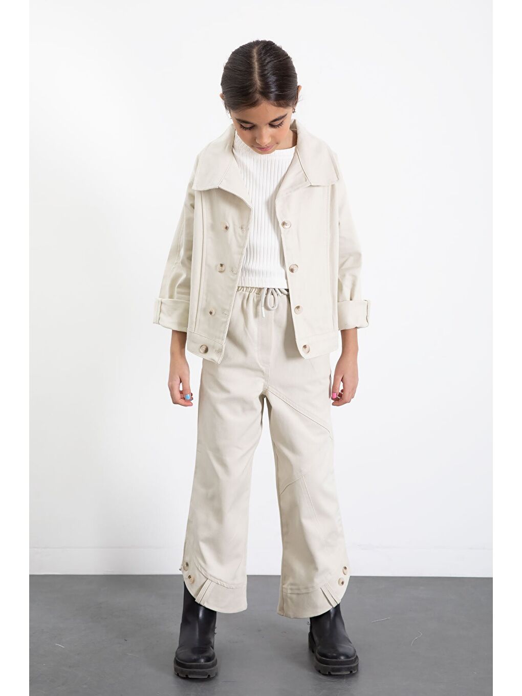 Ekru Krem Çift Düğme Detay Gömlekli Pantolonlu Kız Çocuk Gabardin Takım 23541-3