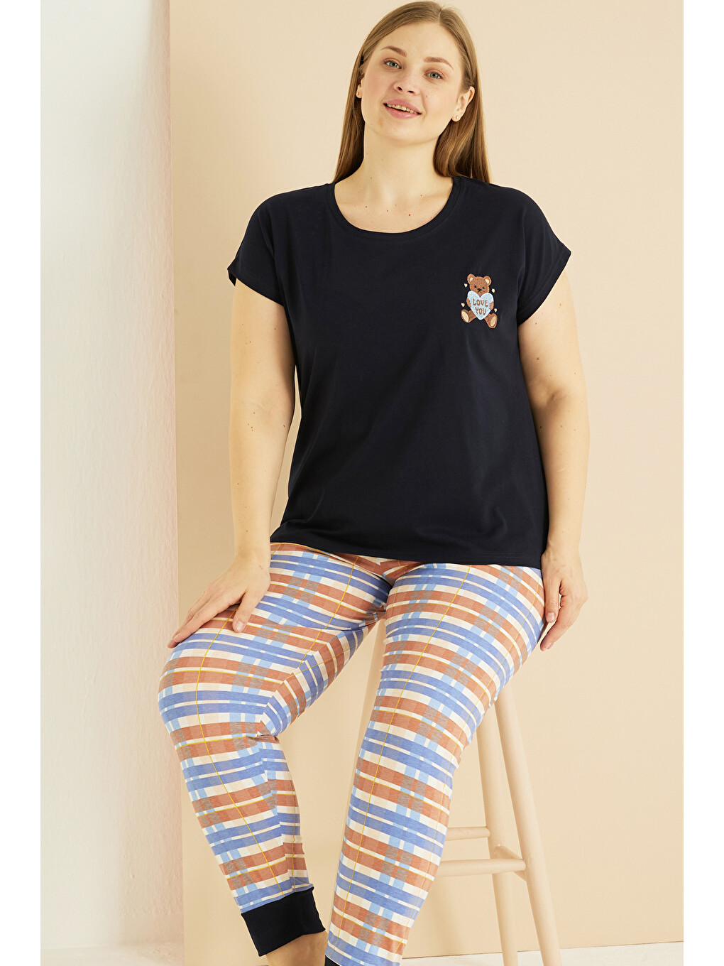 Siyah Desenli Curve Büyük Beden Battal Boy Pamuklu Pijama Takım25103751