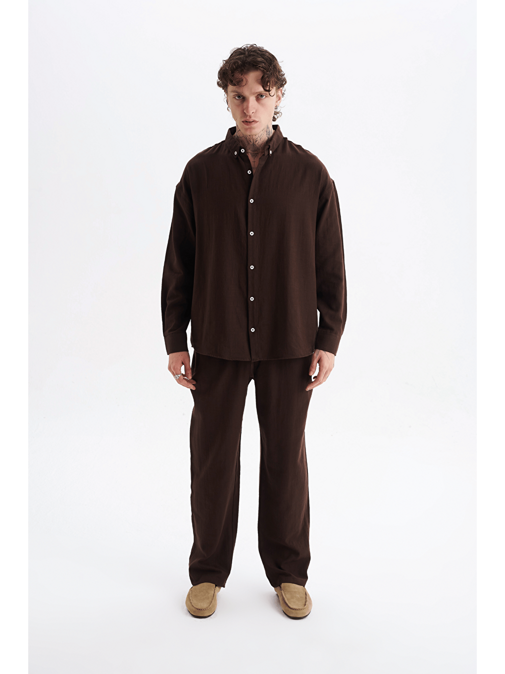 Erkek %100 Pamuklu Keten Görünümlü Pantolon Gömlek Takım Kahverengi