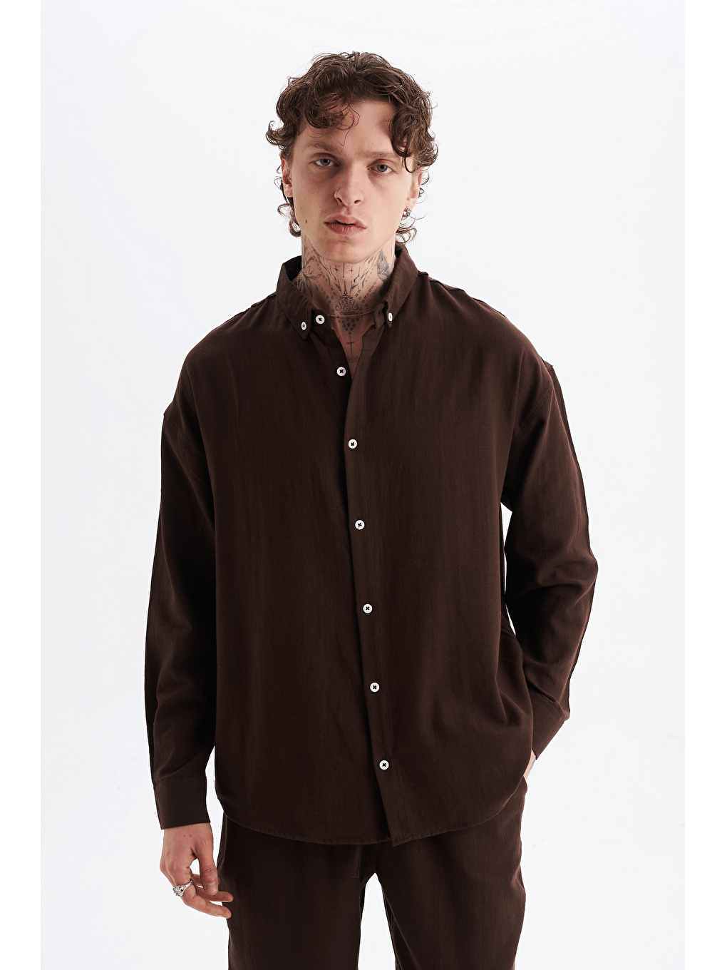 Erkek %100 Pamuklu Keten Görünümlü Pantolon Gömlek Takım Kahverengi-1