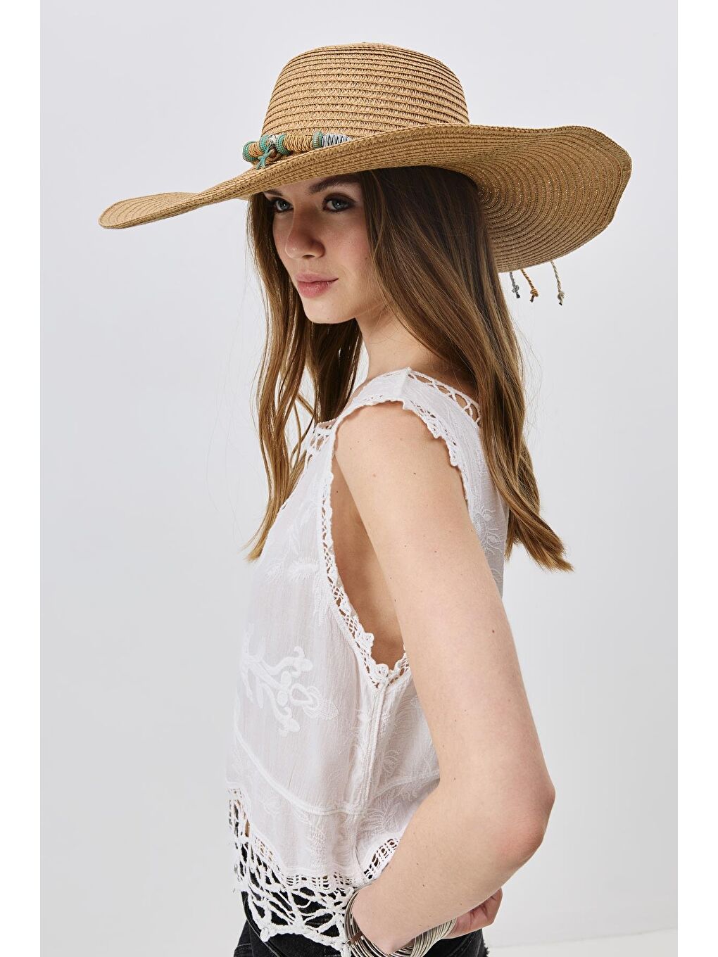 Bej Geniş Kenar Hasır Plaj Şapkası Y25730-14 Vizon-1