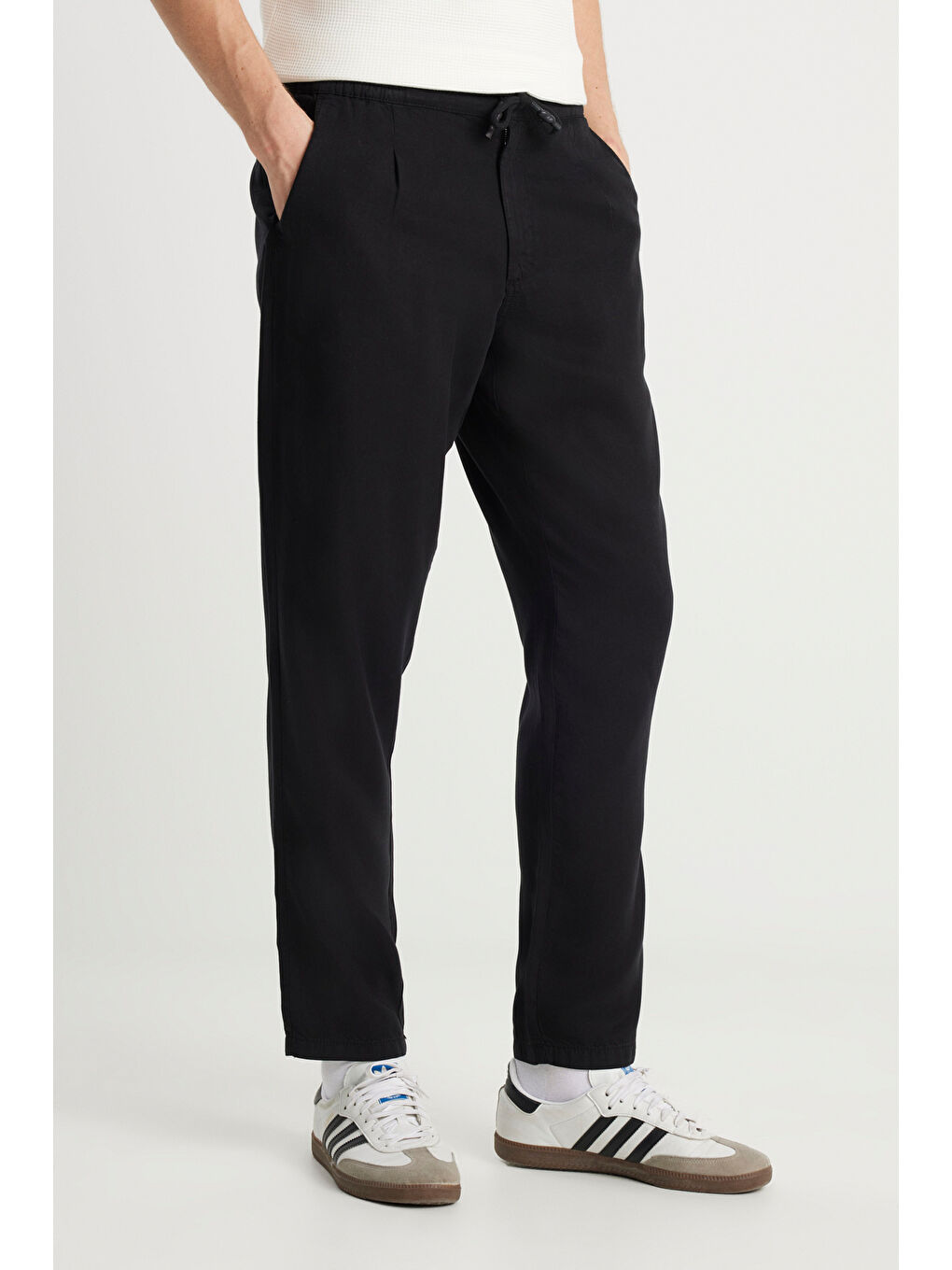 Regular Fit Normal Kesim Yumuşak Dokulu Siyah Pantolon-2