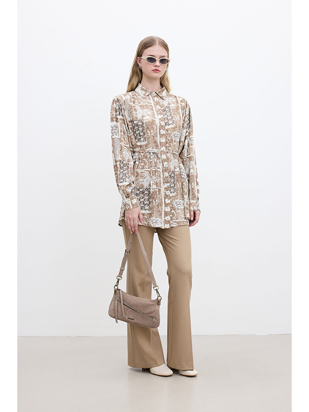 Kahverengi Kuşaklı Retro Tarz Gömlek Ilona-1