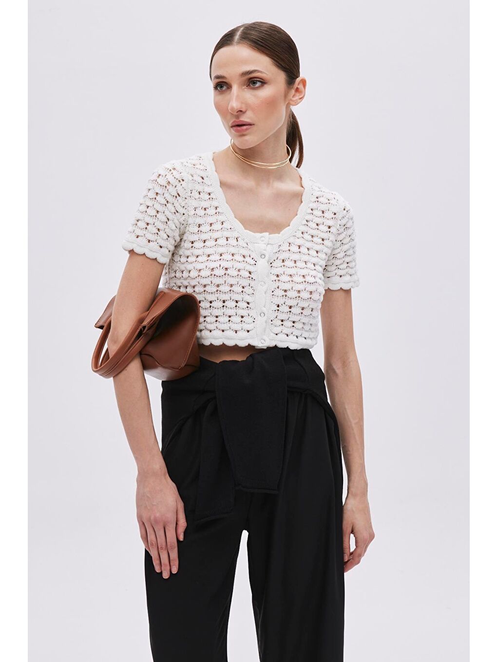 Ekru Çıtçıtlı Triko Crop Top-2