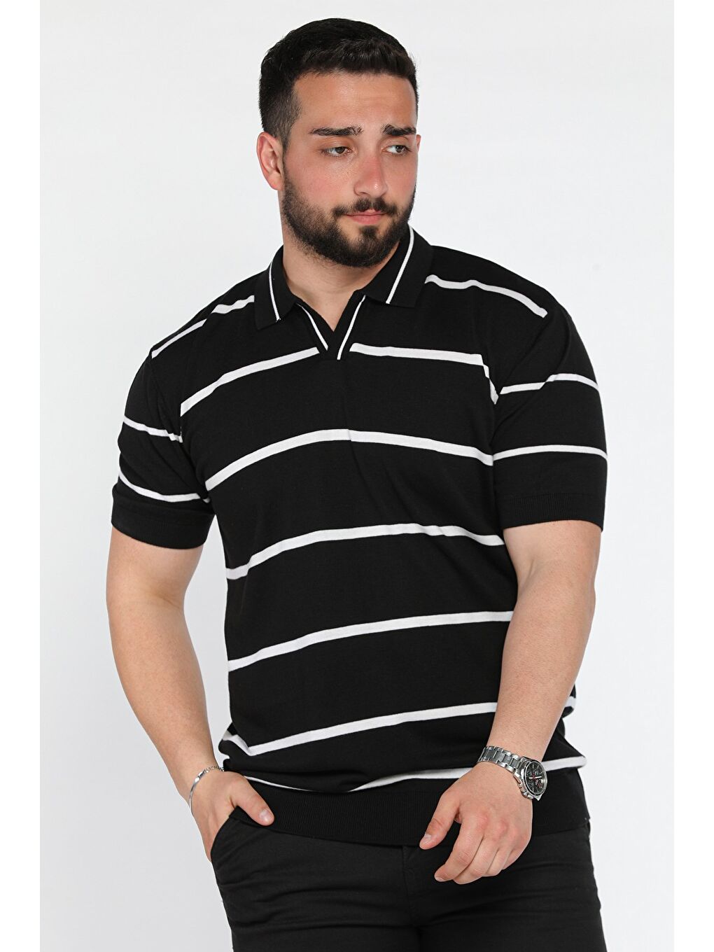 Siyah Erkek Polo Yaka Çizgi Desenli Triko Tişört