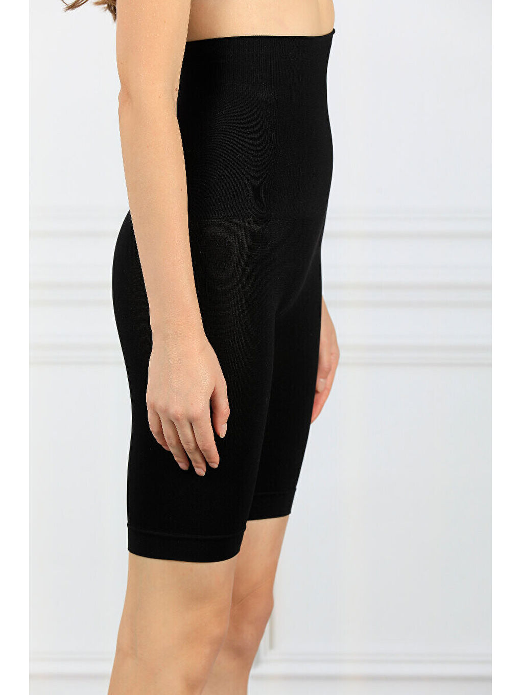 Siyah Basen Toparlayıcı Şort Korse-1