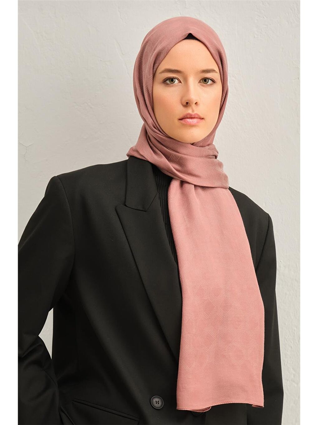 Pembe Trend Lyon Şal 1 247310