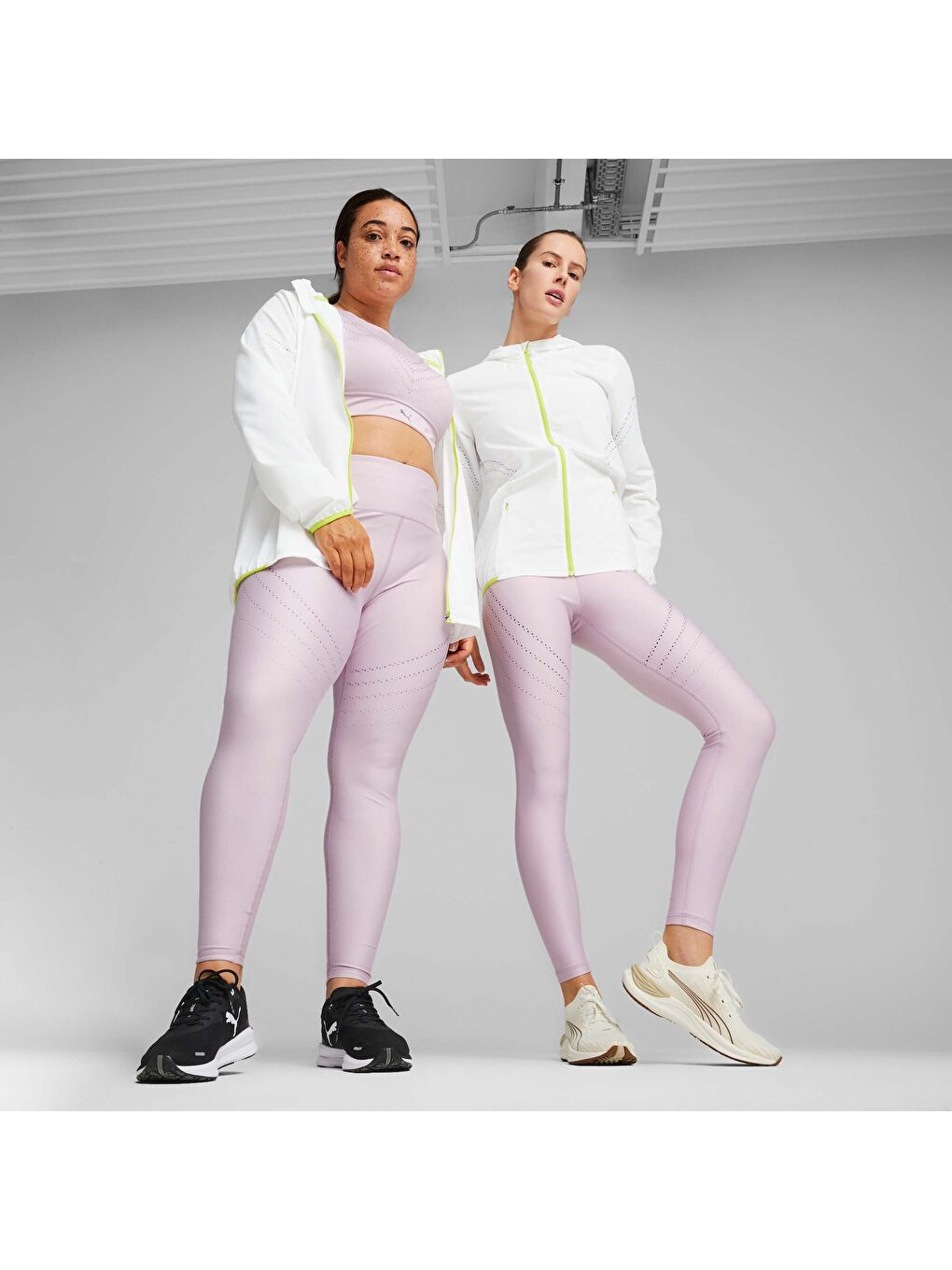 Beyaz RUN ULTRAWEAVE Kadın Koşu Ceketi-6