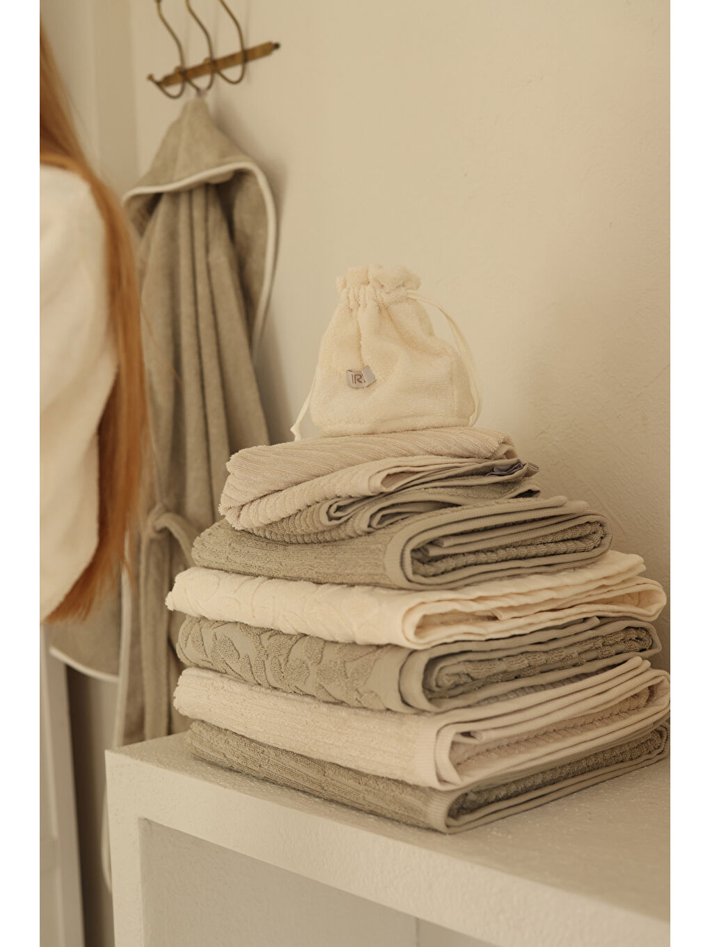 Allesi %100 Pamuk El Havlusu 50x90 cm Ekru