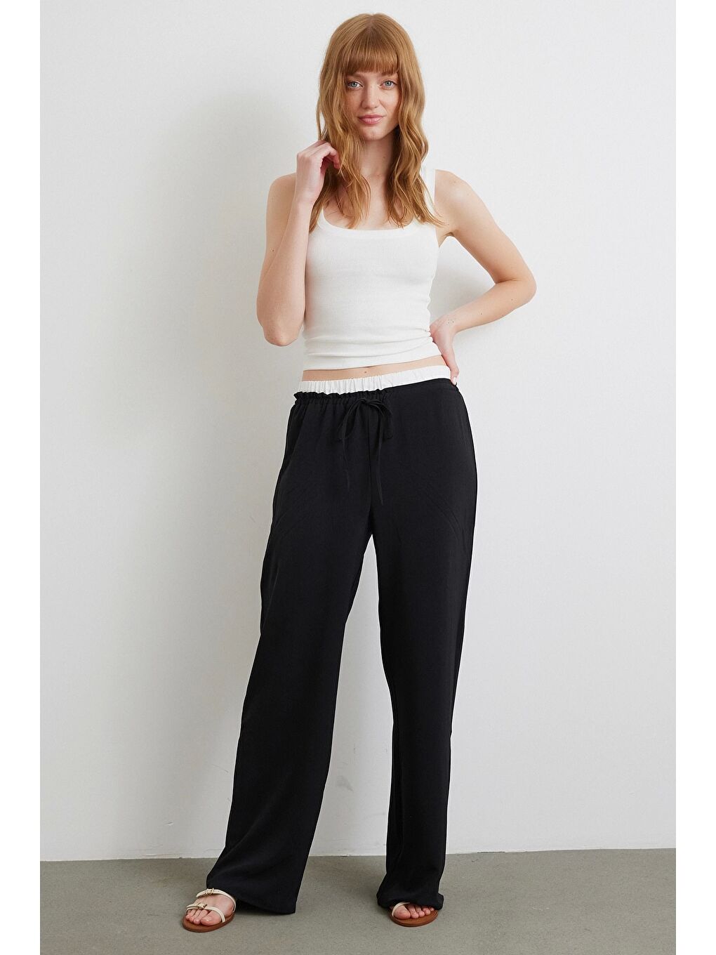 Bel Bantlı Wide Leg Pantolon Siyah