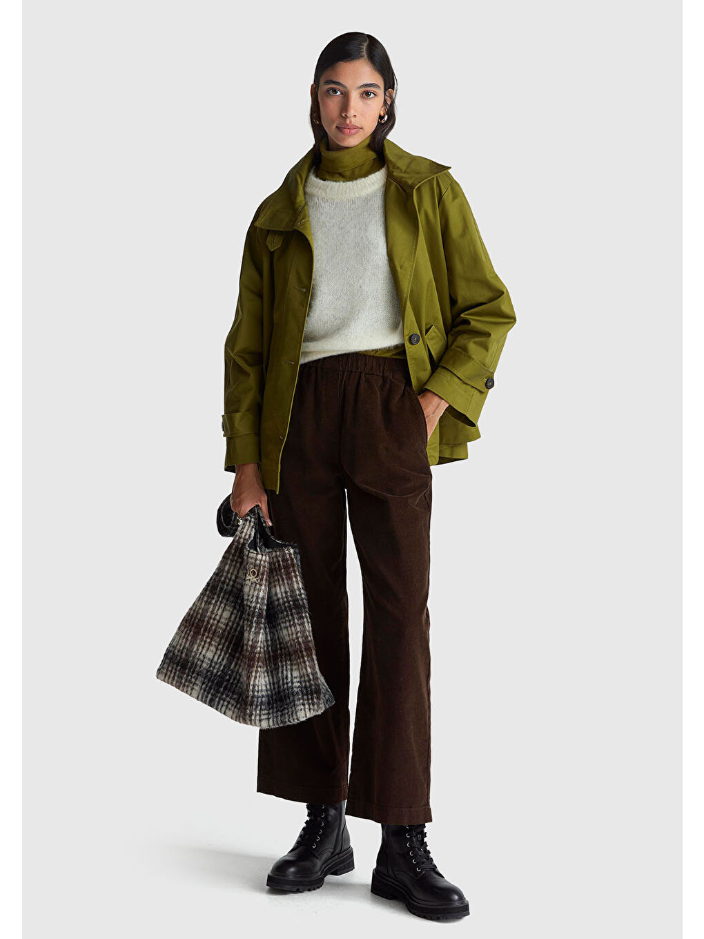 Kadın Koyu Kahverengi %100 Pamuk Beli Lastikli Wide Leg Kadife Pantolon-4