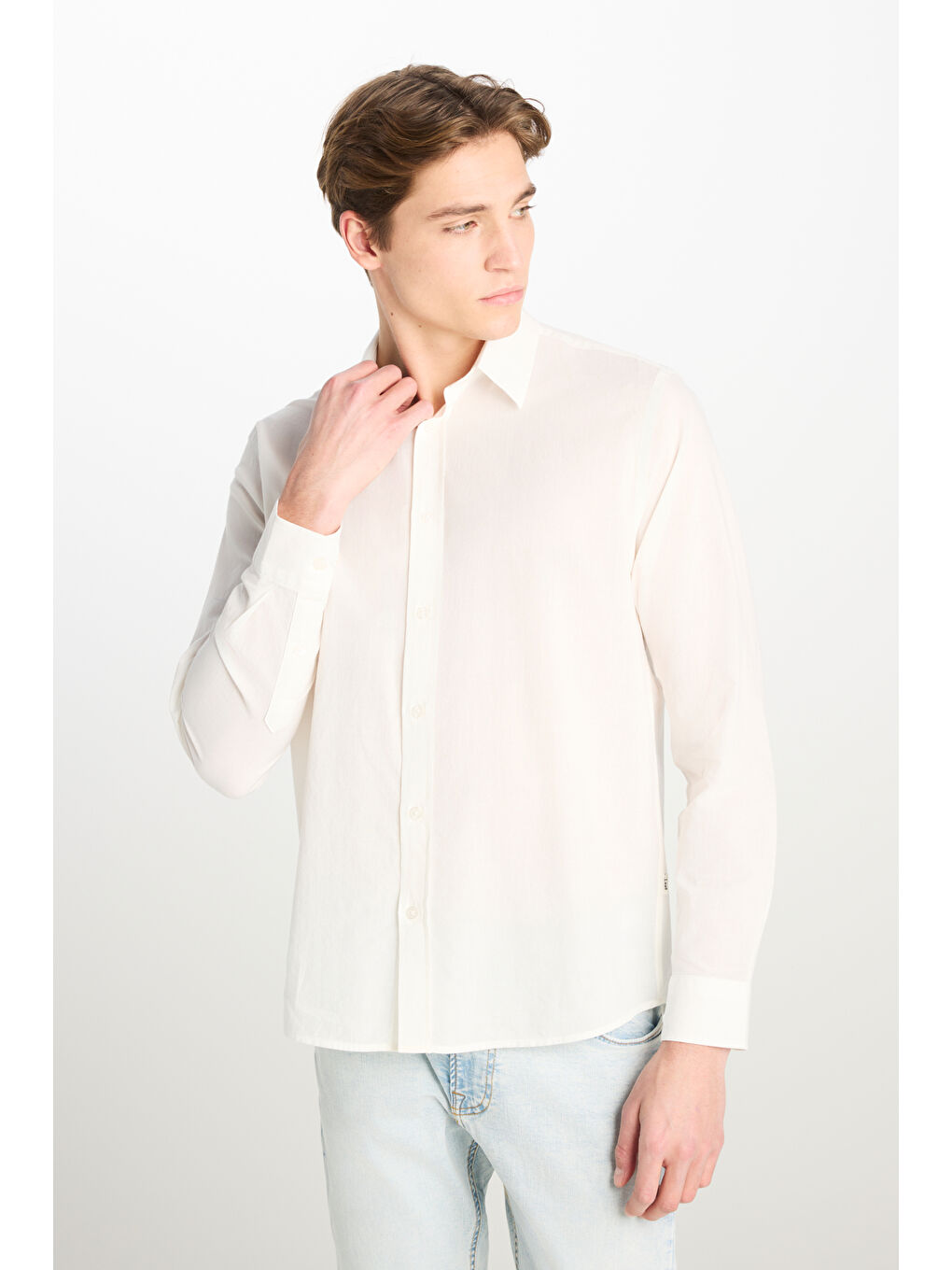 %100 Pamuk Regular Fit Normal Kesim Beyaz Gömlek-1