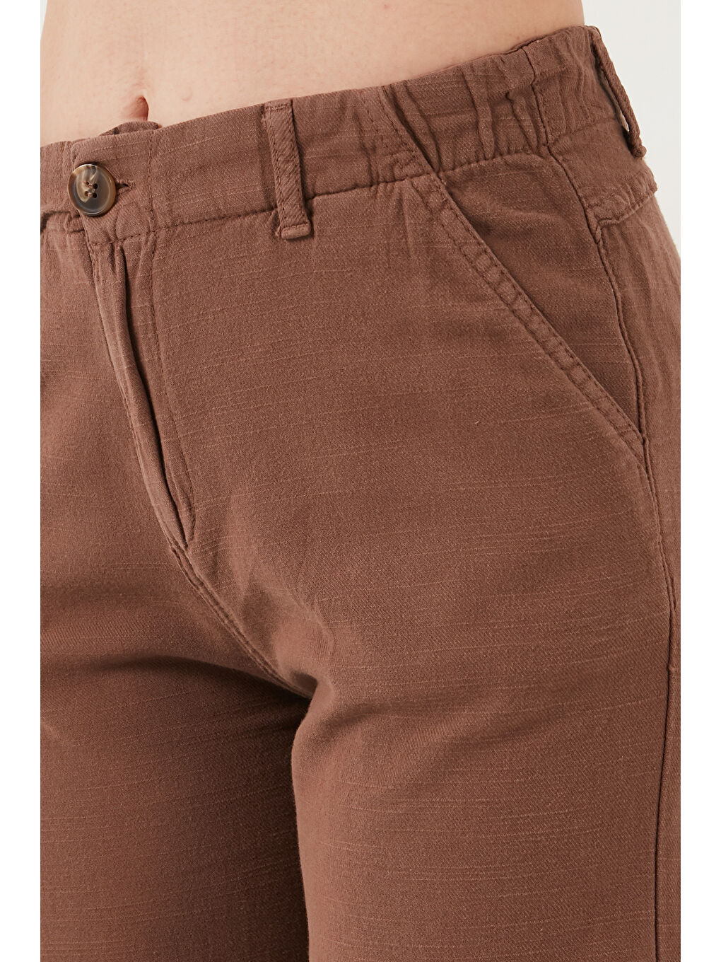 Kahverengi Pamuklu Standart Fit Yüksek Bel Geniş Paça Kadın Pantolon 668YP5193-5