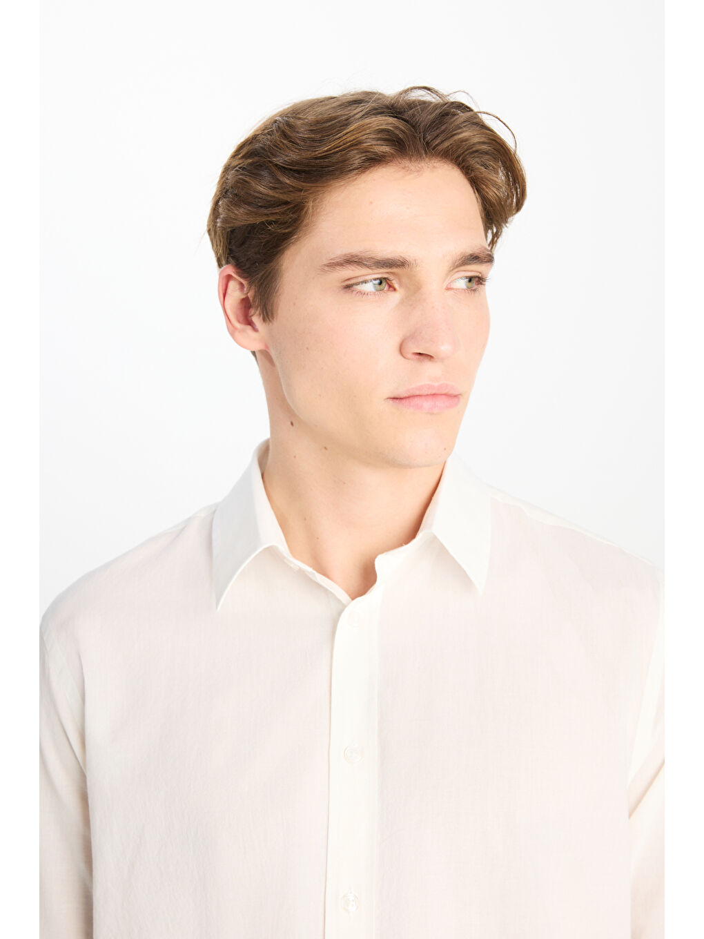 %100 Pamuk Regular Fit Normal Kesim Beyaz Gömlek-3