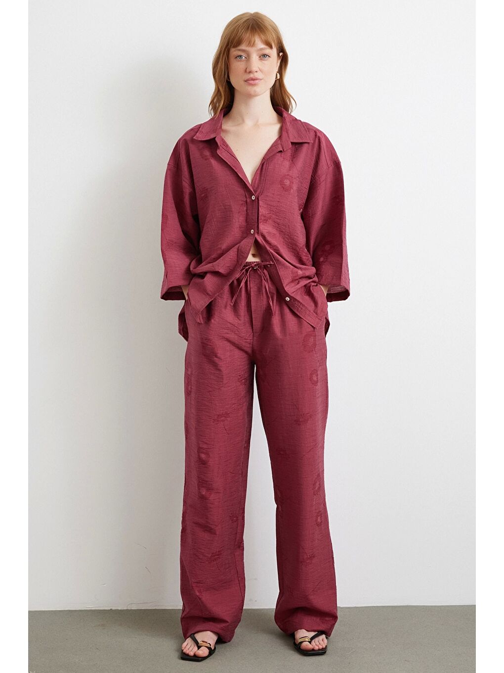 Arka Cepli Salaş Pantolon Bordo-2