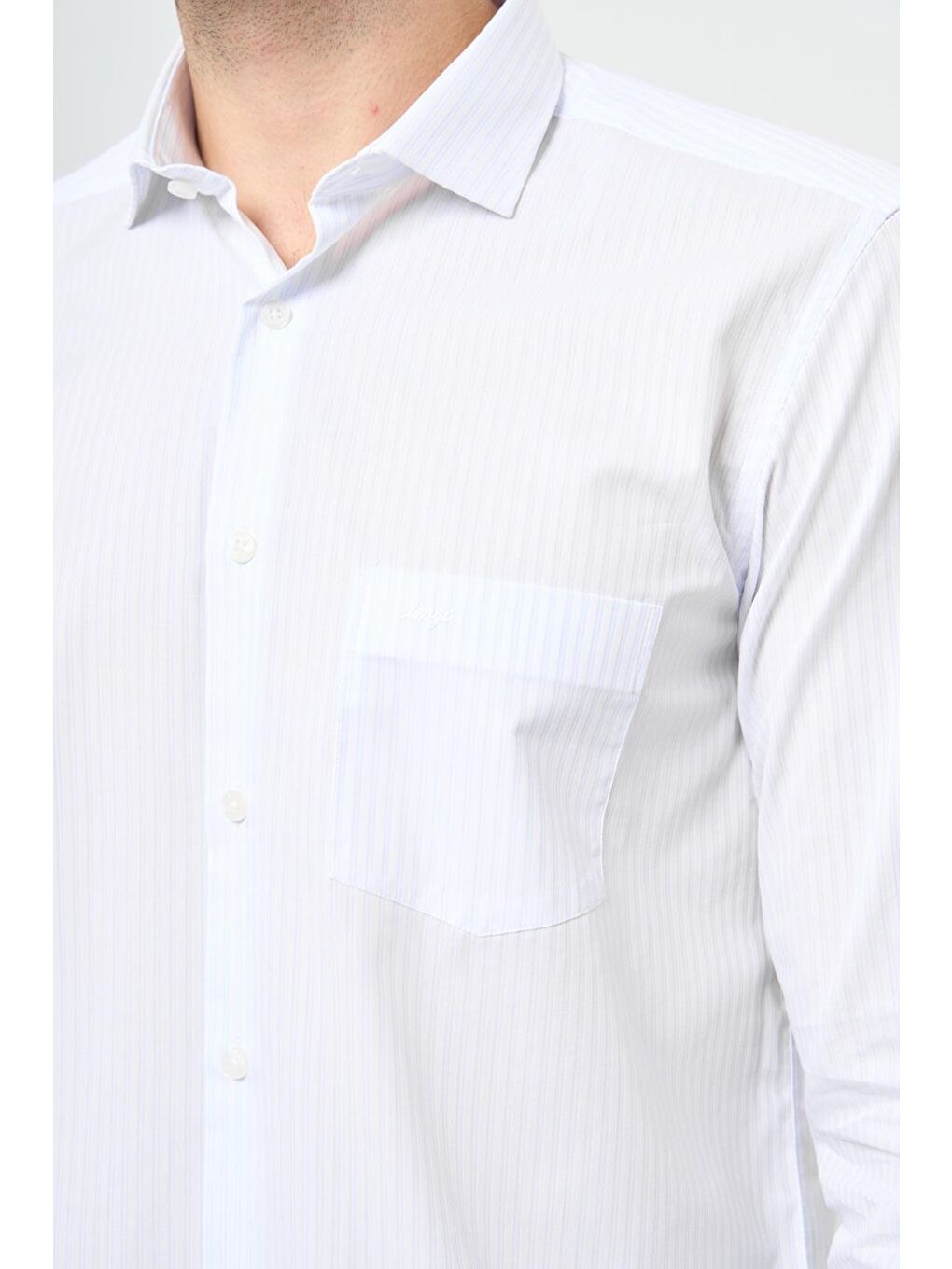 Beyaz Uzun Kol Desen Yarım İtalyan Yaka Cepli Pamuklu Classic Comfort Fit Gömlek 1004245183-3