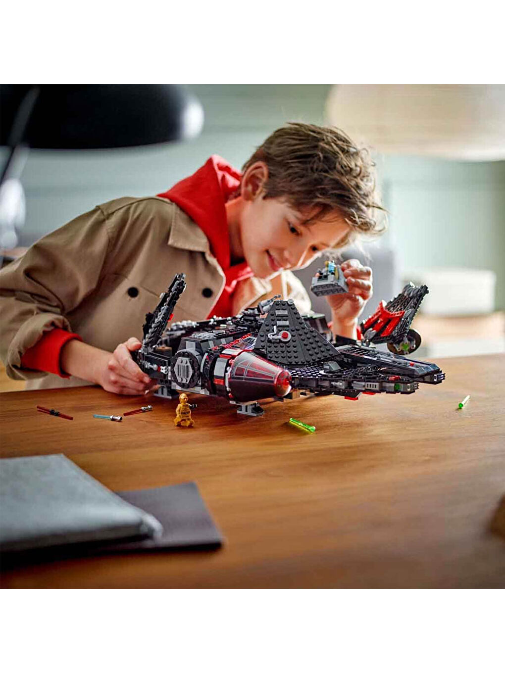 Star Wars Karanlık Falcon İnşa Edilebilen Oyuncak Araç 75389-1