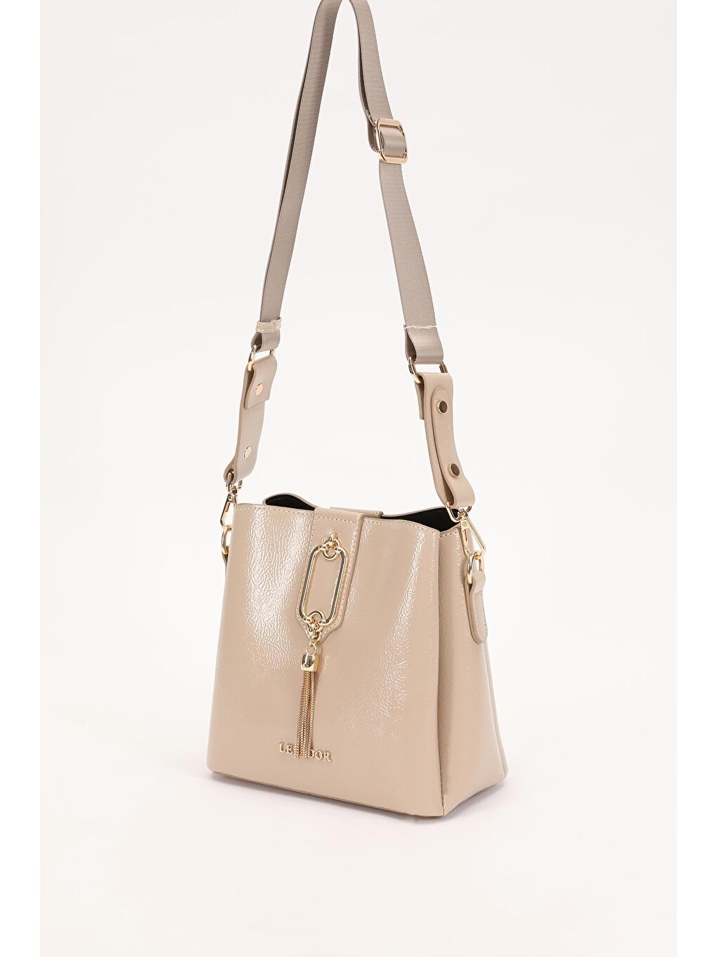 Bej Vizon Rugan Kadın Omuz Çantası 930126-1