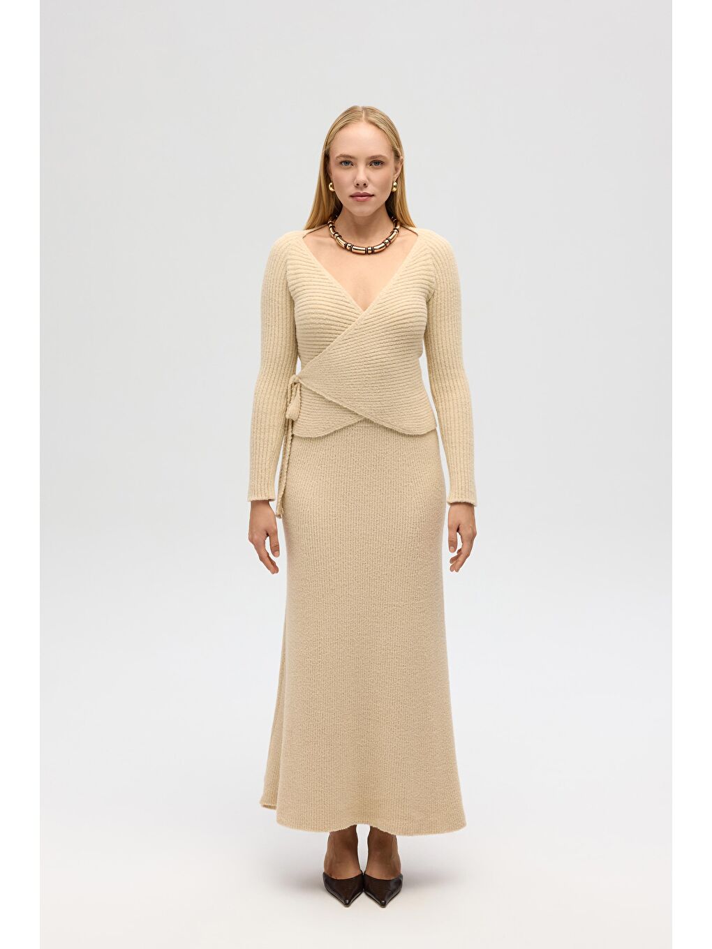 Fluff Bağlamalı Bej Üst-Etek Takım-1