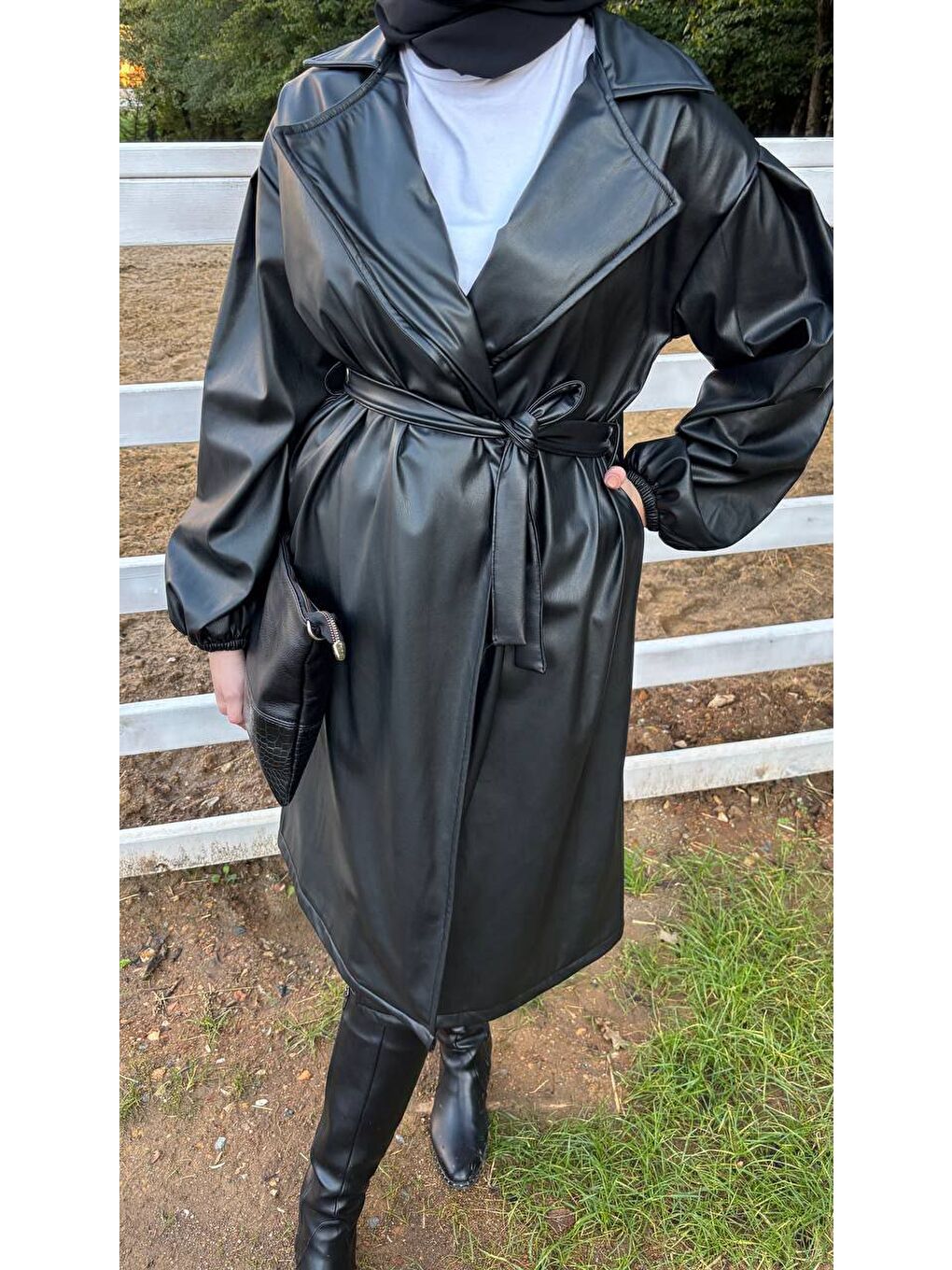 Siyah Kadın Belden Bağlamalı Balon Kol Deri Trenç-1