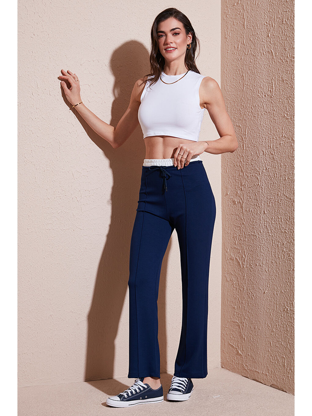 Lacivert Streç Slim Fit Yüksek Bel Geniş Paça Çimalı Kadın Eşofman Altı 5866078-3