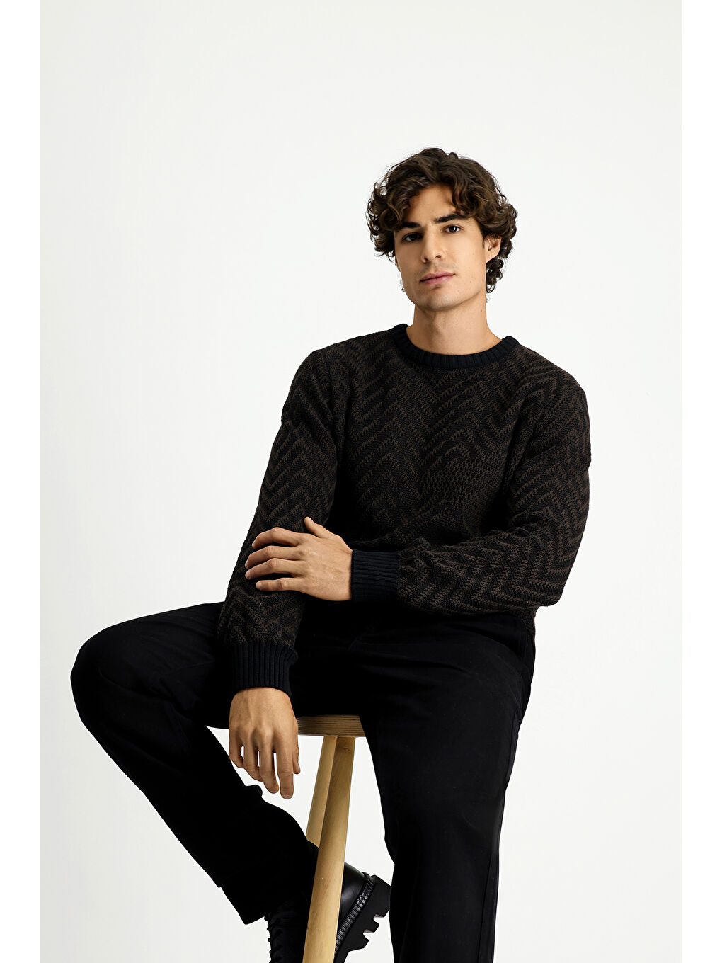 Kahverengi Bisiklet Yaka Oversize Ekstra Rahat Kesim Pamuklu Desenli Triko Kazak