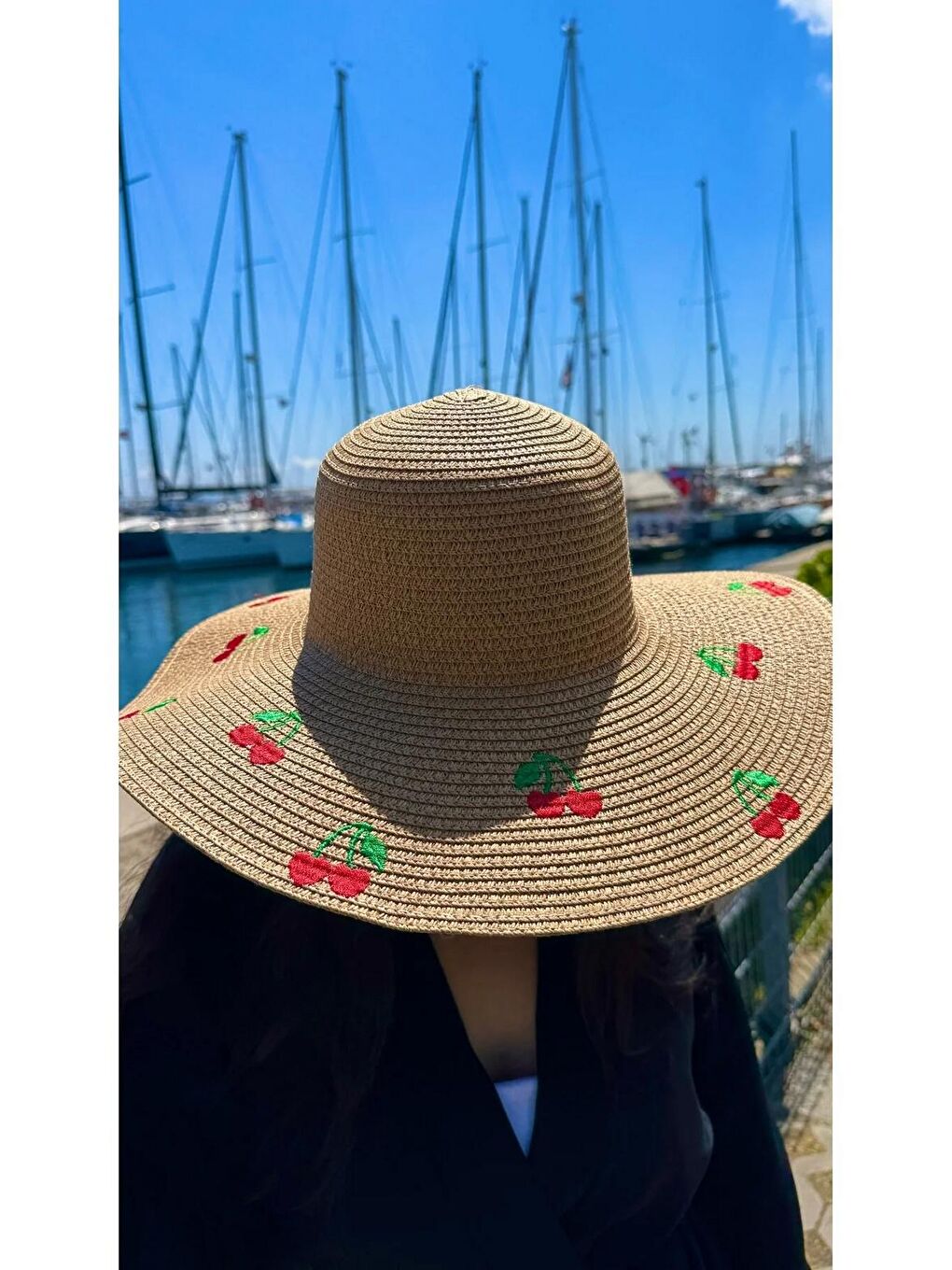 Kahverengi Camel Kiraz Nakışlı Geniş Kenarlı Kadın Yazlık Şapka HSR2115-3