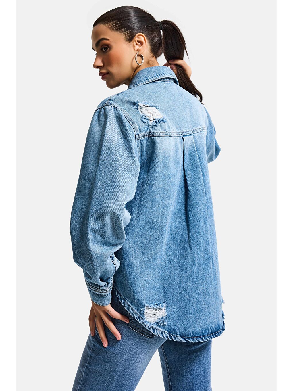 Kadın Mavi 12s6-4 Yırtık Detaylı Denim Gömlek-3