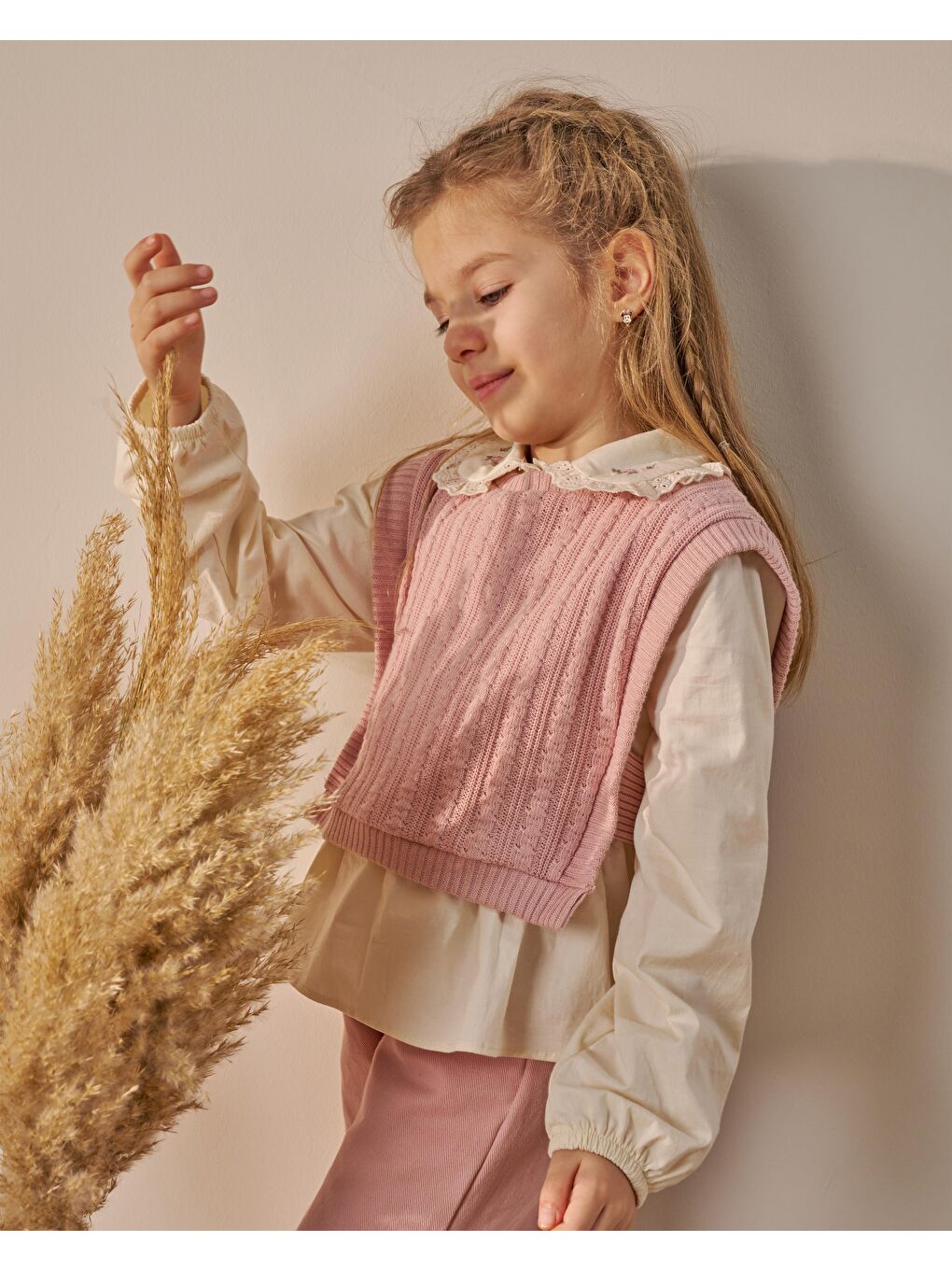 Pembe Kız Çocuk Pudra Triko Yelek Gömlek Ve Pantolon Takım-3