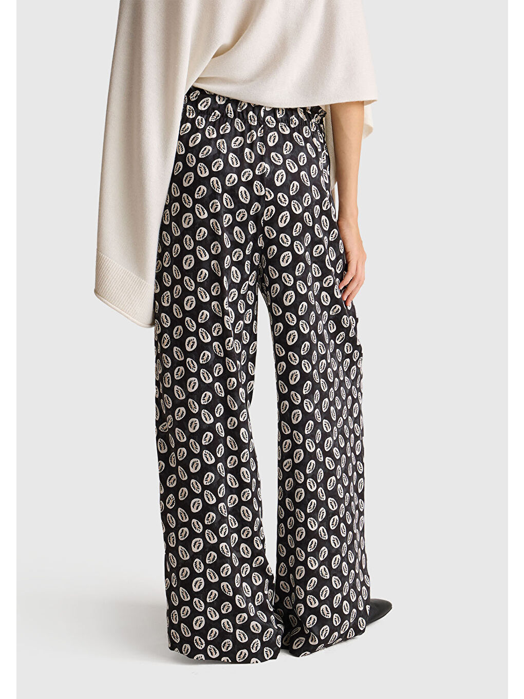 Karışık Kadın %100 Viskoz Desenli Geniş Paça Pantolon-2