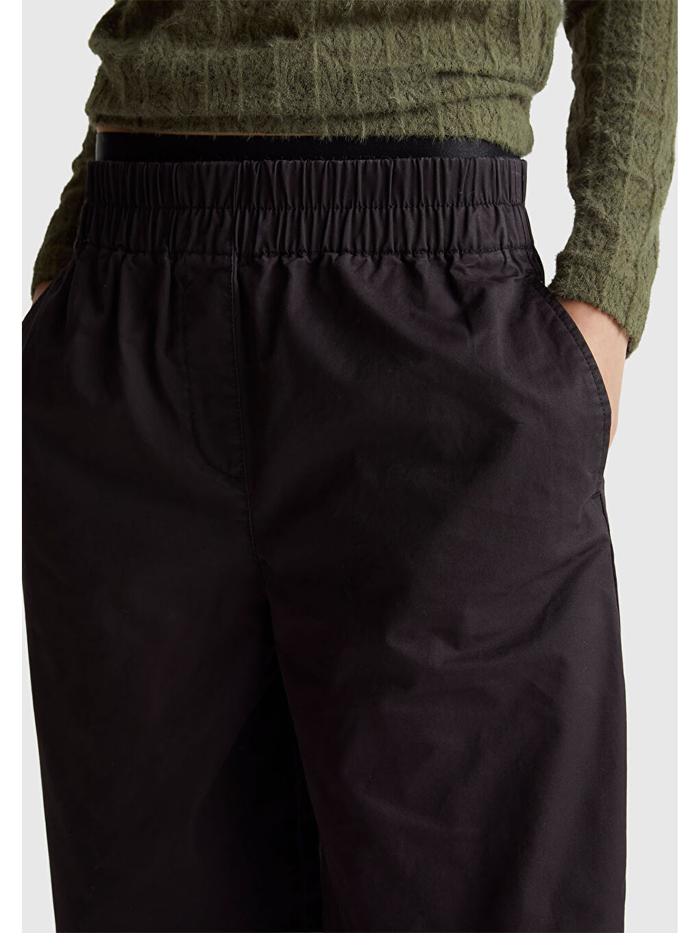 Kadın Siyah %100 Pamuk Beli Lastikli Geniş Paça Pantolon-5