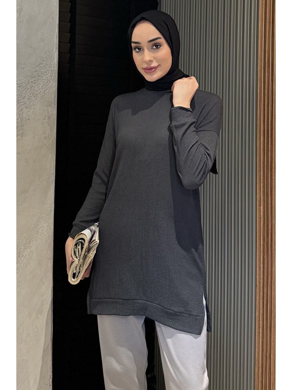 Antrasit Kadın Bisiklet Yaka Yırtmaç Detaylı Bürümcük Tesettür Tunik-2