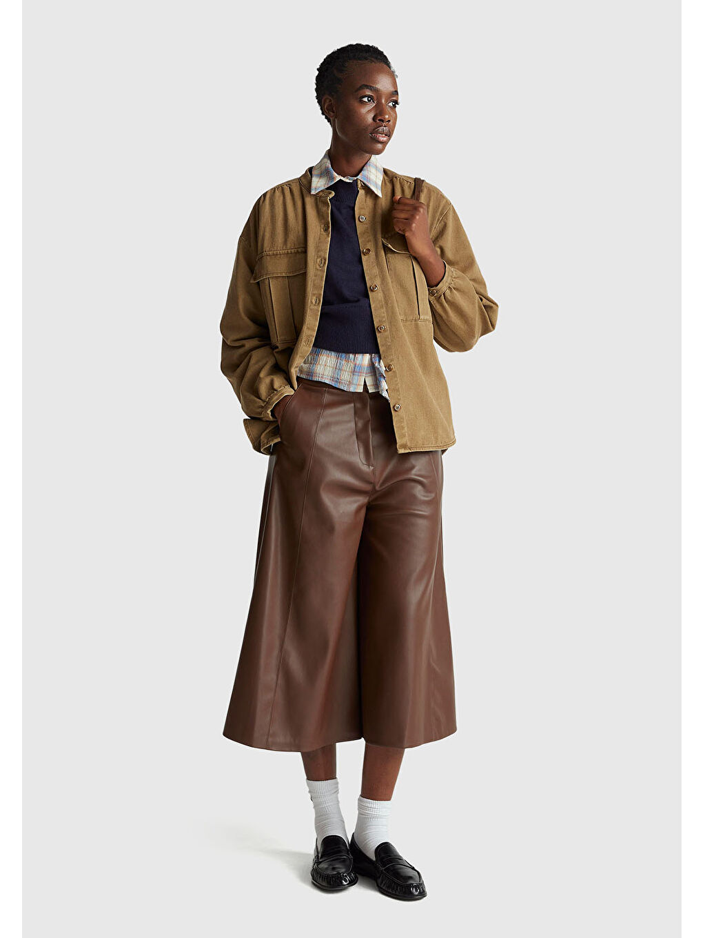 Karışık Kadın Suni Deri Geniş Paça 3/4 Boy Pantolon-4