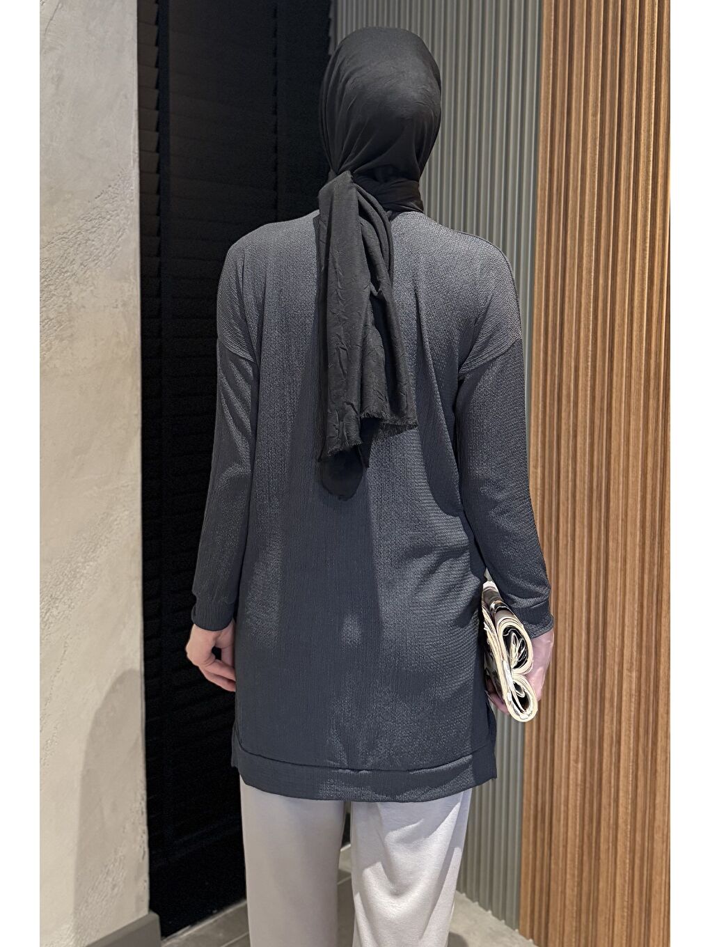 Antrasit Kadın Bisiklet Yaka Yırtmaç Detaylı Bürümcük Tesettür Tunik-6