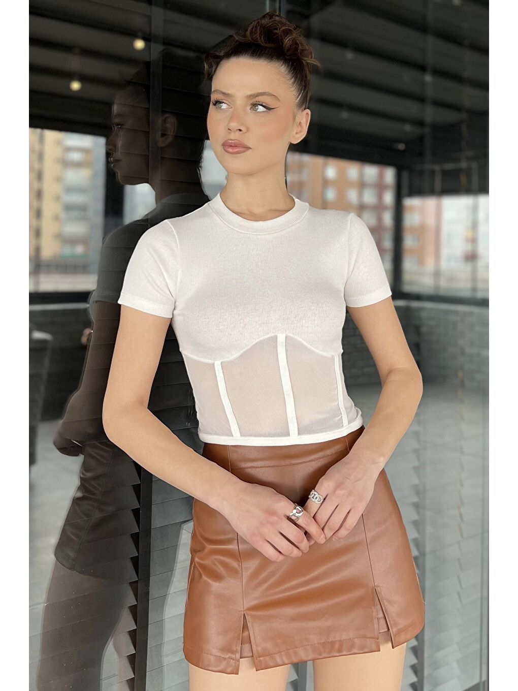 Ekru Kadın Bisiklet Yaka Tüllü Kaşkorse Bluz-1