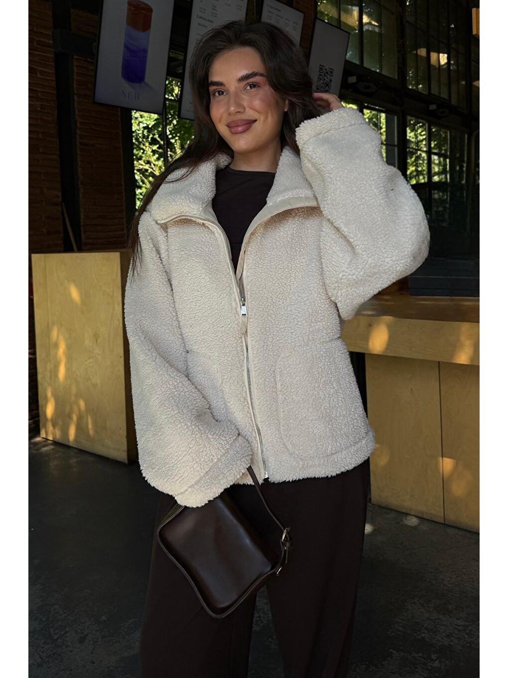 Bej Cepli Kadın Pelüş Mont Mg2530-3