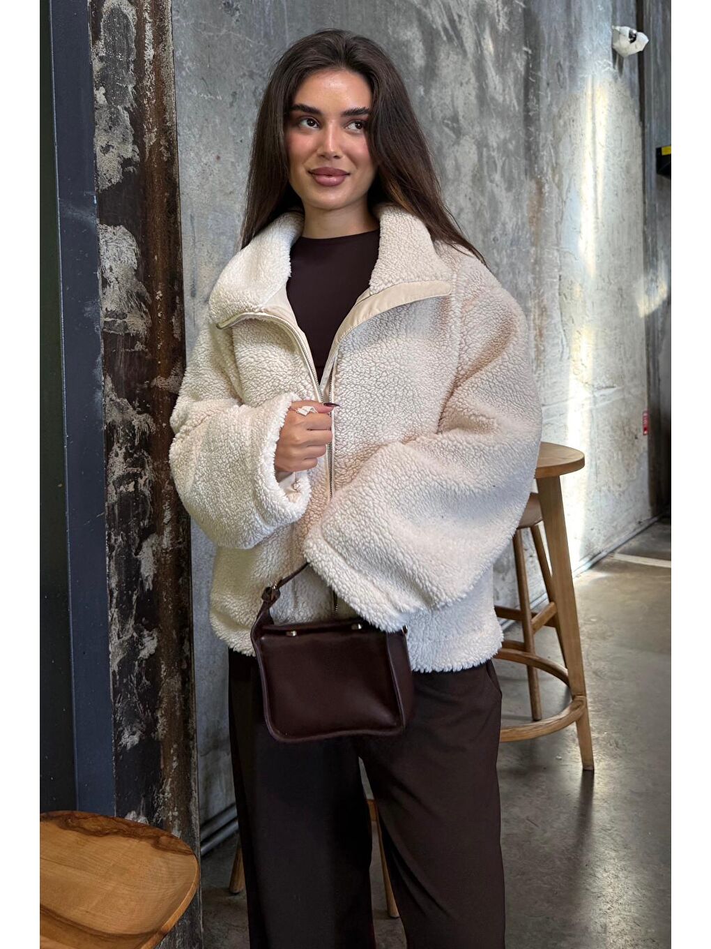 Bej Cepli Kadın Pelüş Mont Mg2530-4