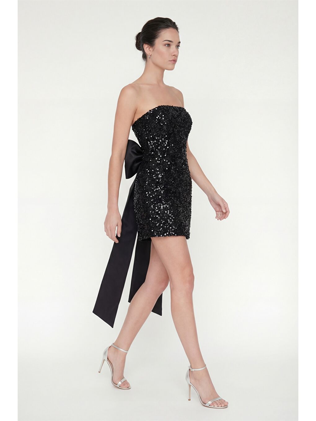 Kadın Siyah Fiyonk Detay Taşlı Mini Abiye Elbise-1