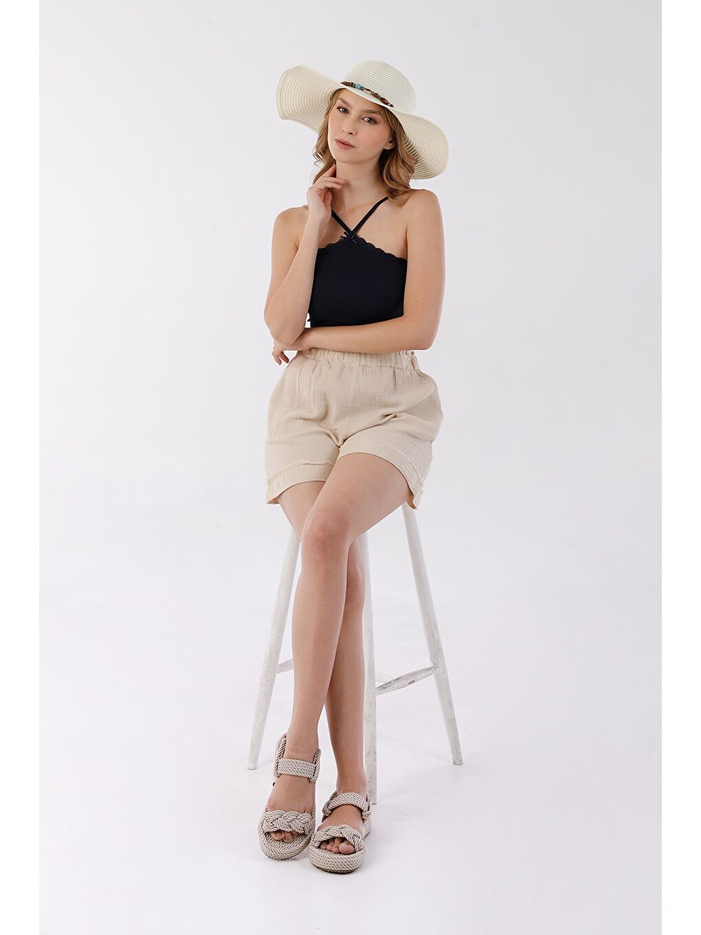 Ekru Boncuklu Hasır Şapka-4