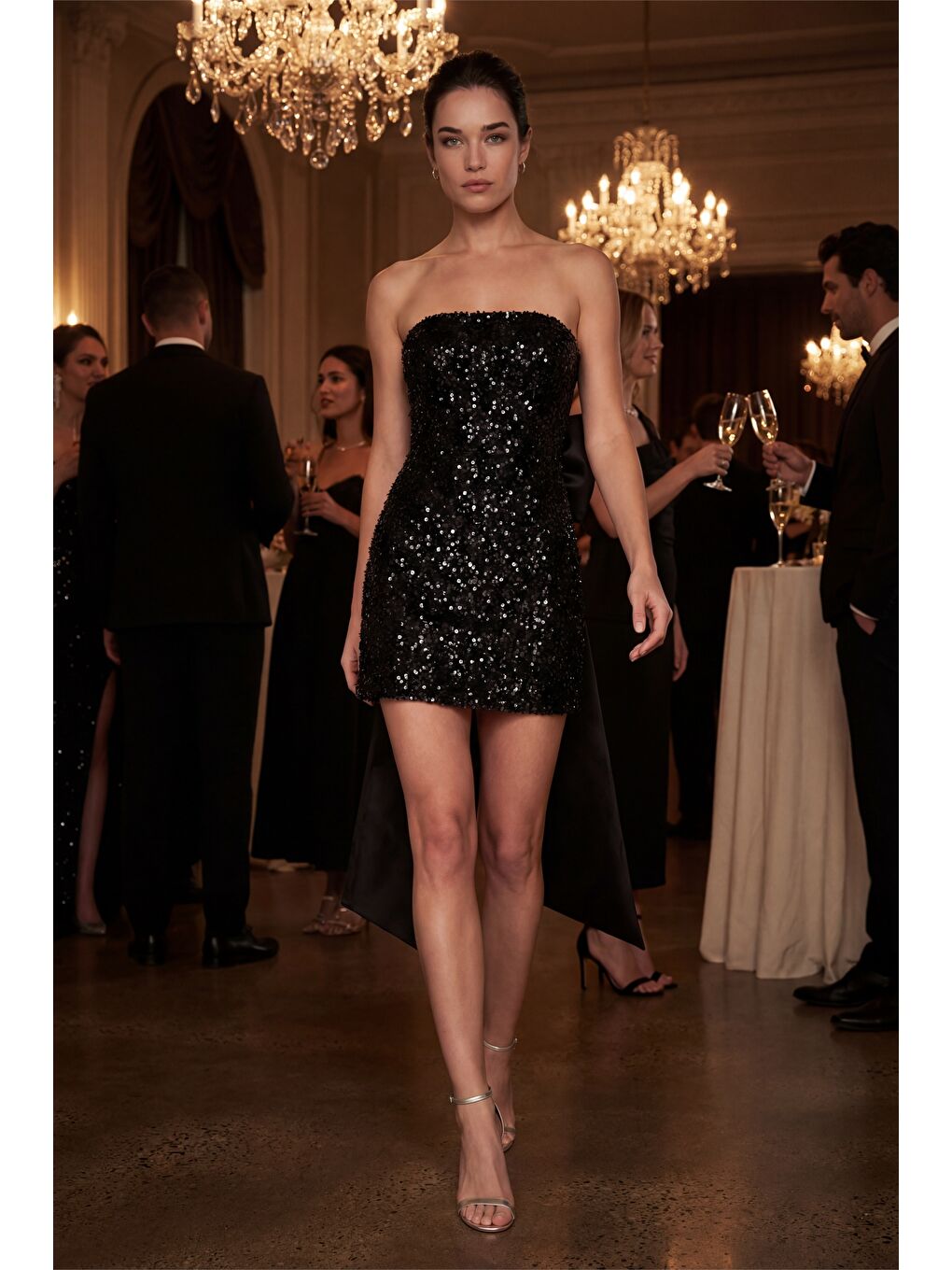 Kadın Siyah Fiyonk Detay Taşlı Mini Abiye Elbise-3