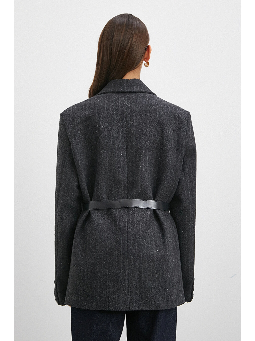 Çizgi Detaylı Kemerli Kaşe Ceket Siyah-5