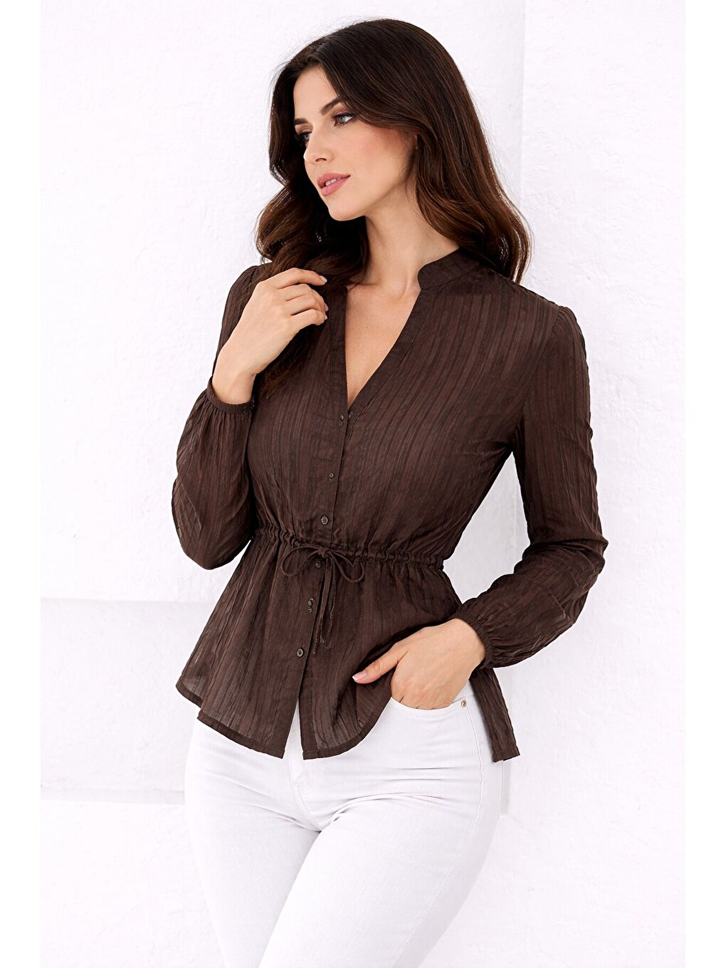 Hakim Yaka V Düğmeli Bluz Kahverengi