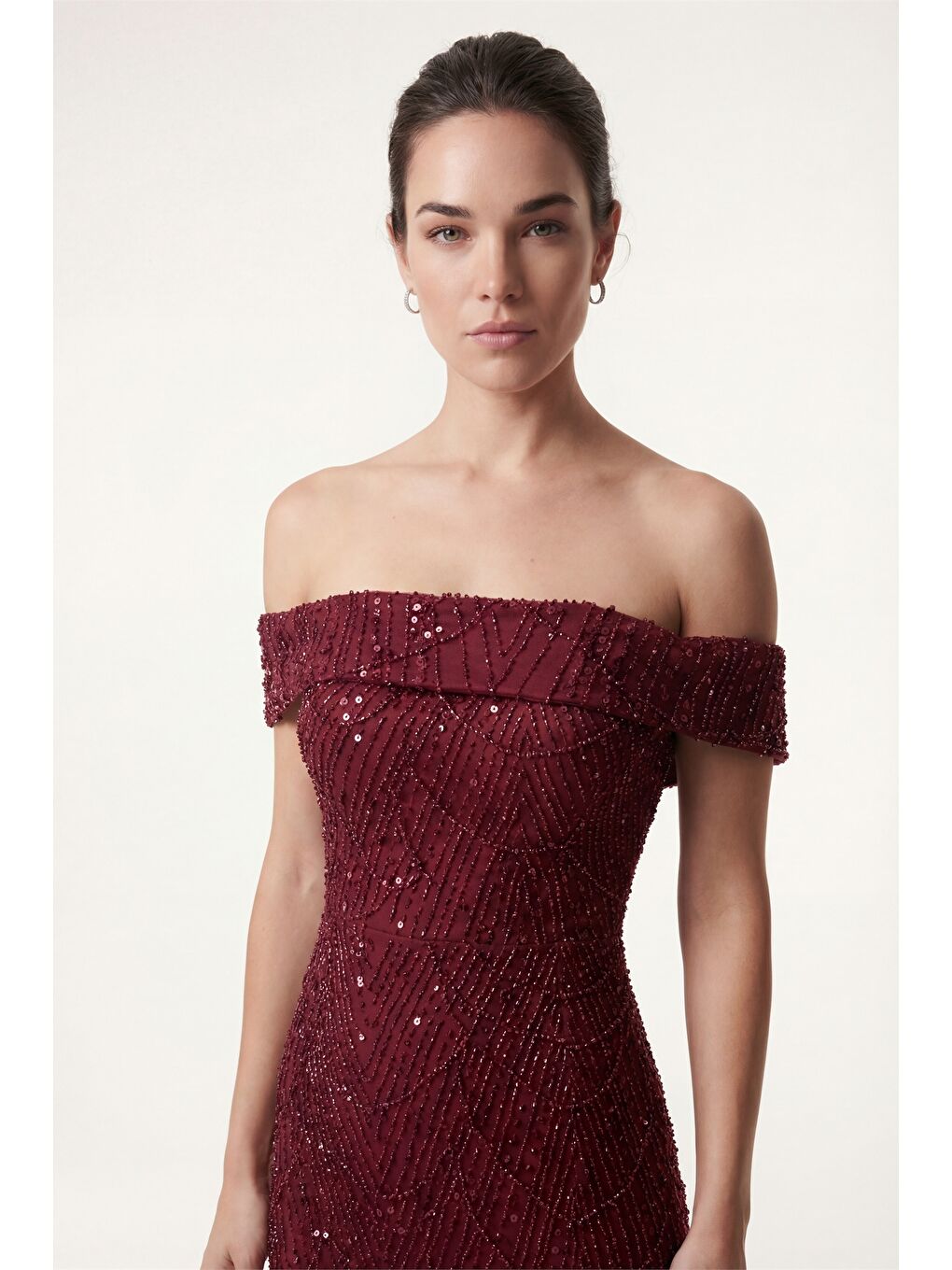 Kadın Bordo Kayık Yaka Boncuklu Uzun Abiye Elbise-2