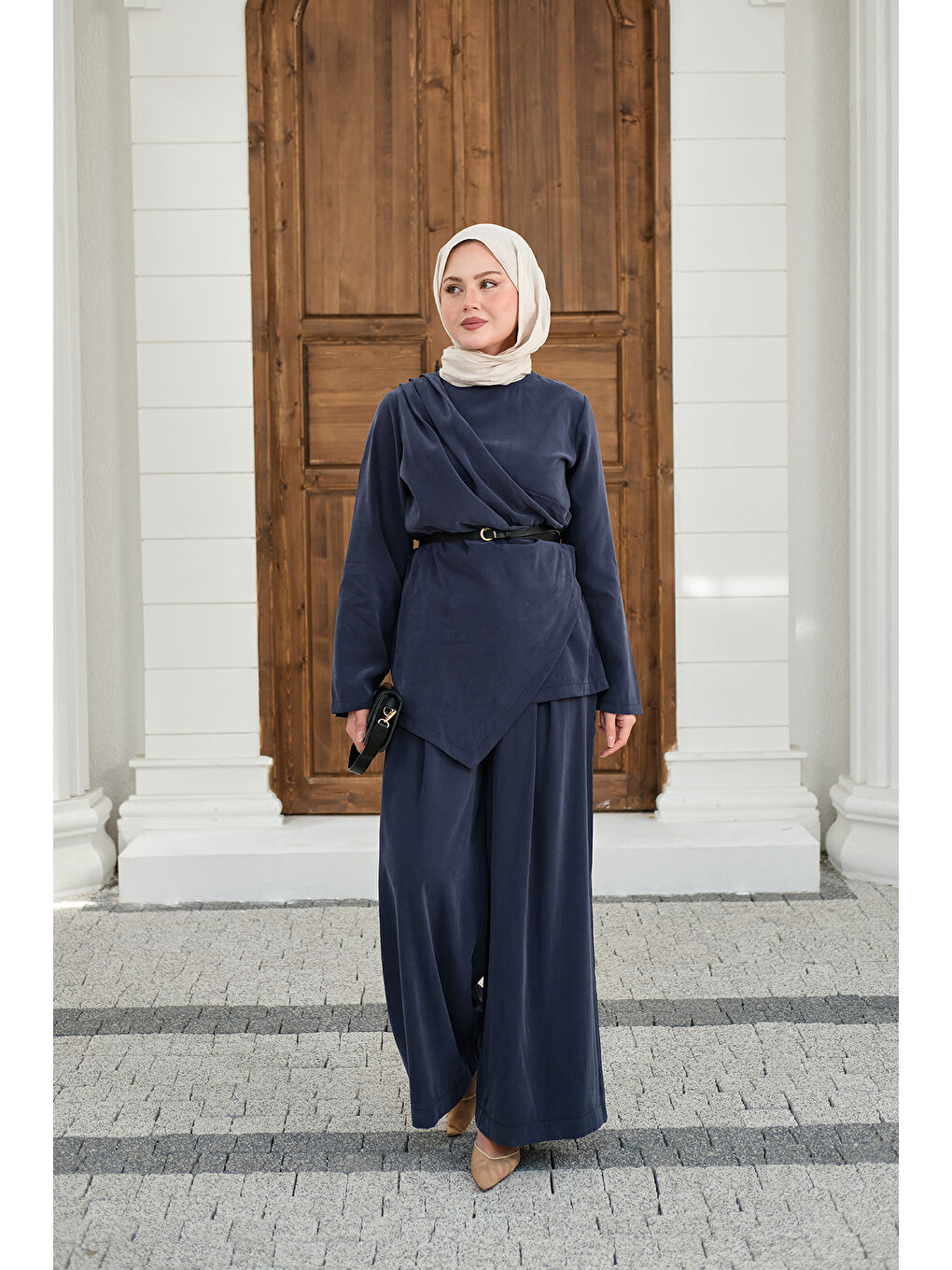 Kadın Yandan Dikişli Parça Detay Pantolonlu Takım Lacivert-1