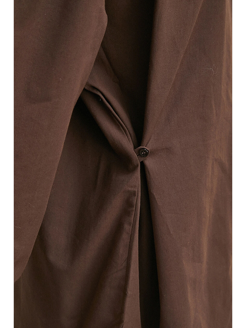 Karışık Düğme Detaylı Pamuklu Gömlek Kahve-4