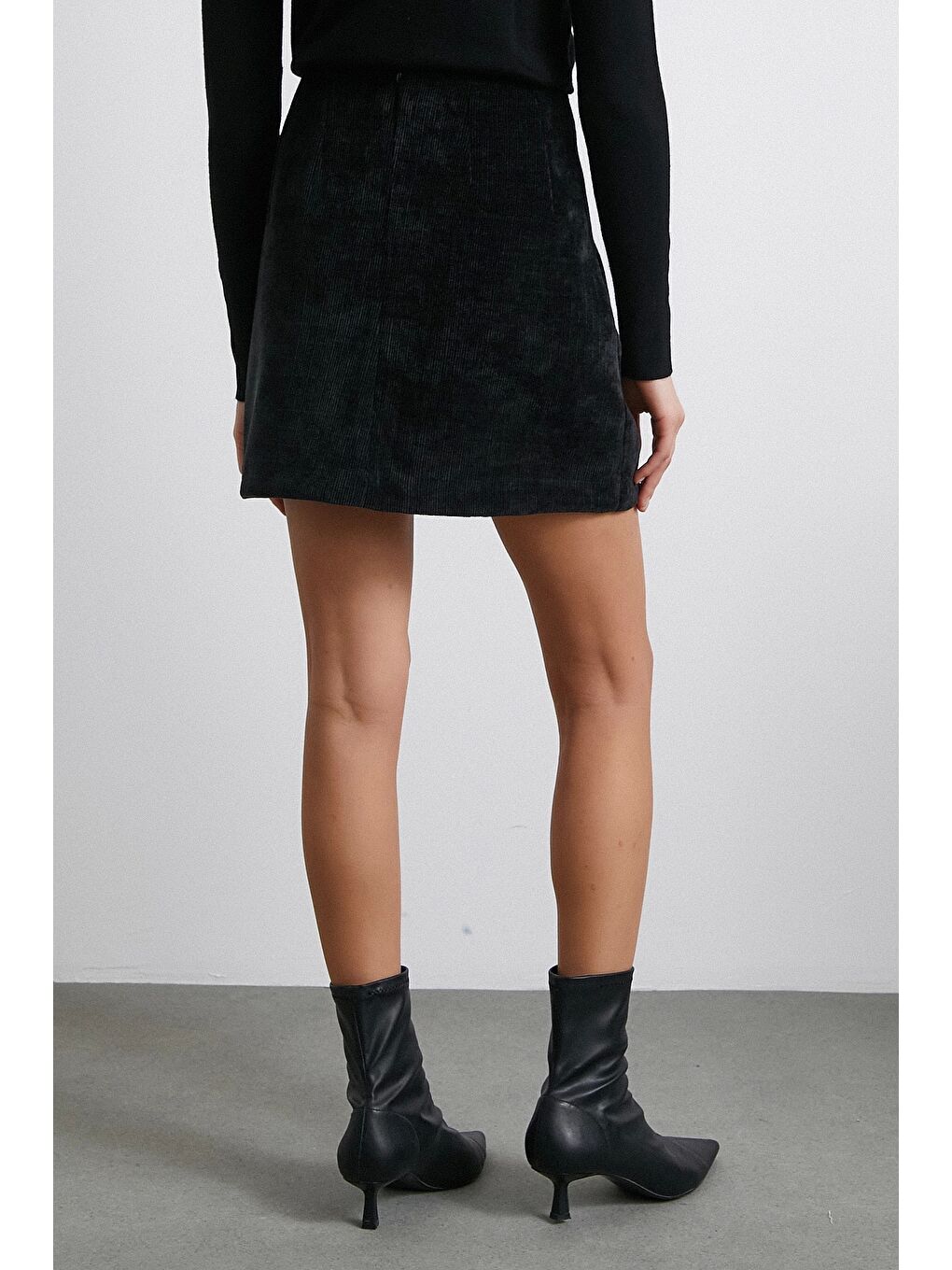 Fitilli Kadife Etek Siyah-5