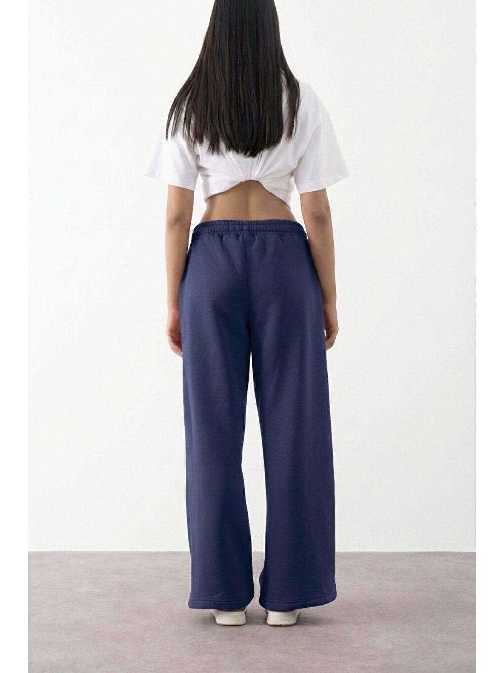 Kadın Chill Bol Paça Lacivert Eşofman Alt-3