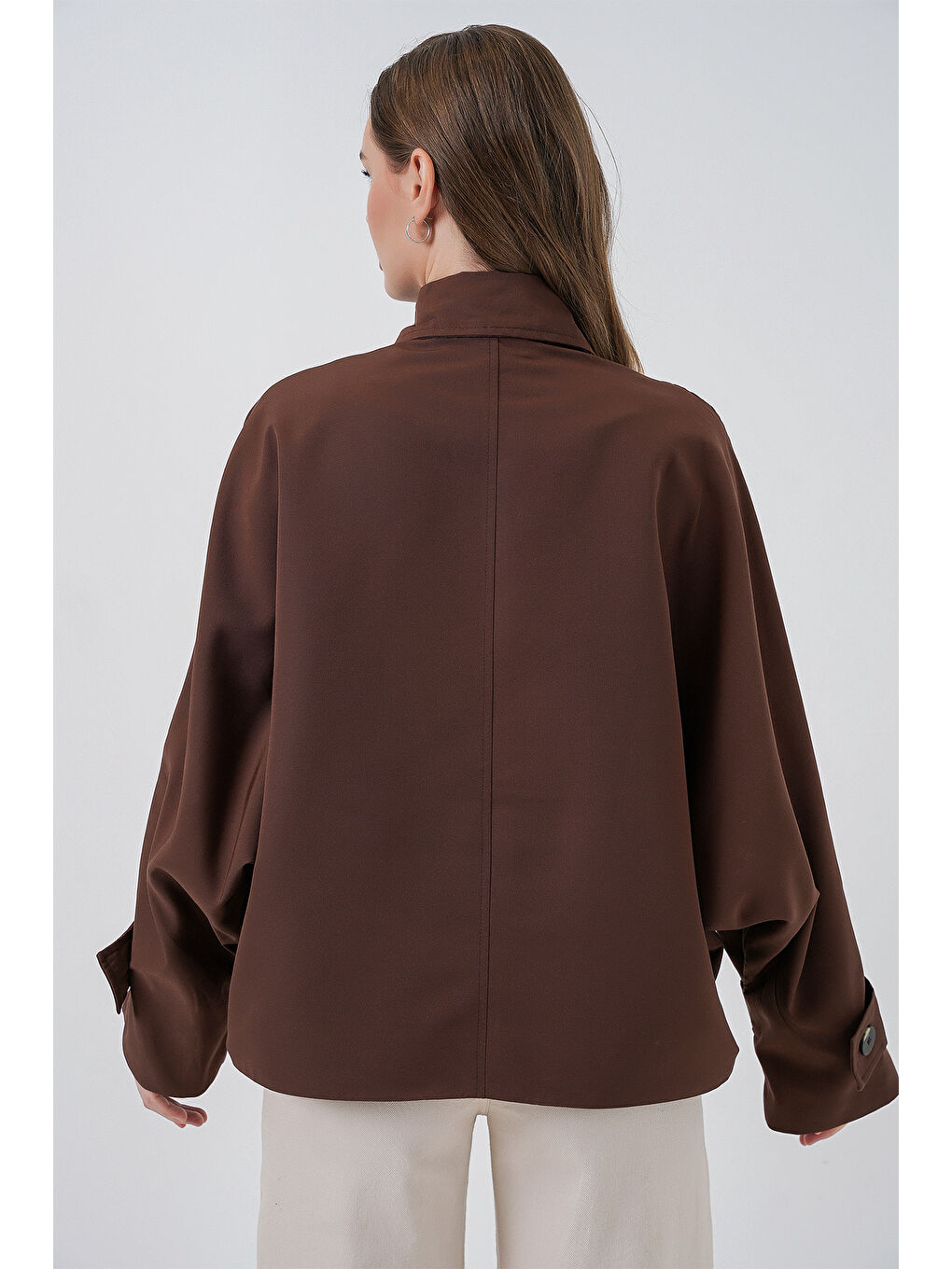 Kadın Oversize Kısa Trençkot 5977 - Kahverengi-5