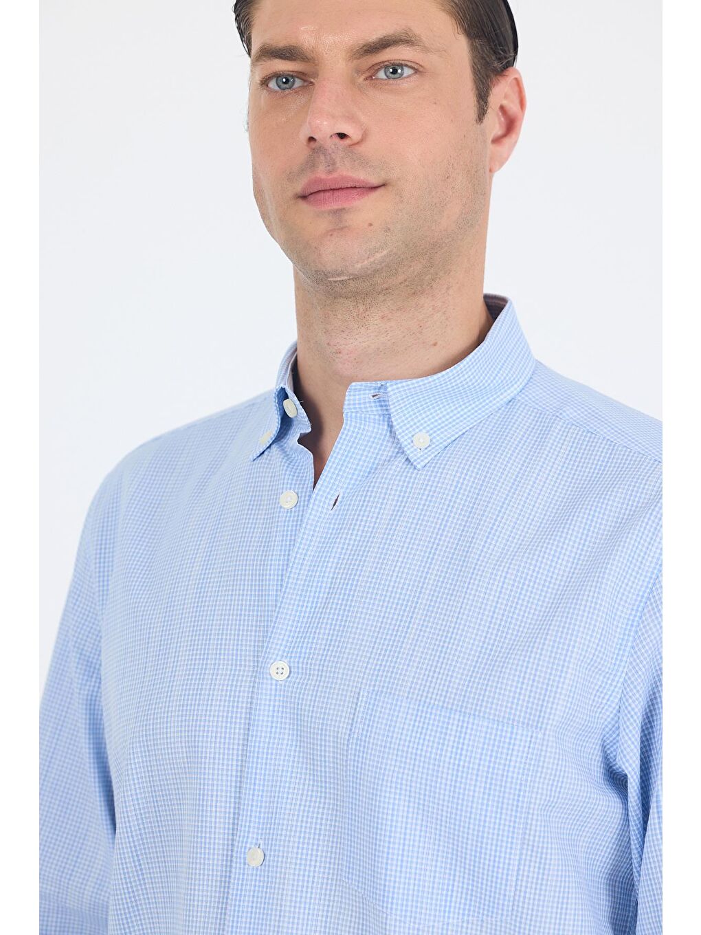 Koyu Mavi Uzun Kol Smart Düğmeli Yaka Cepli Comfort Fit %100 Pamuk Gömlek 1004250236-3